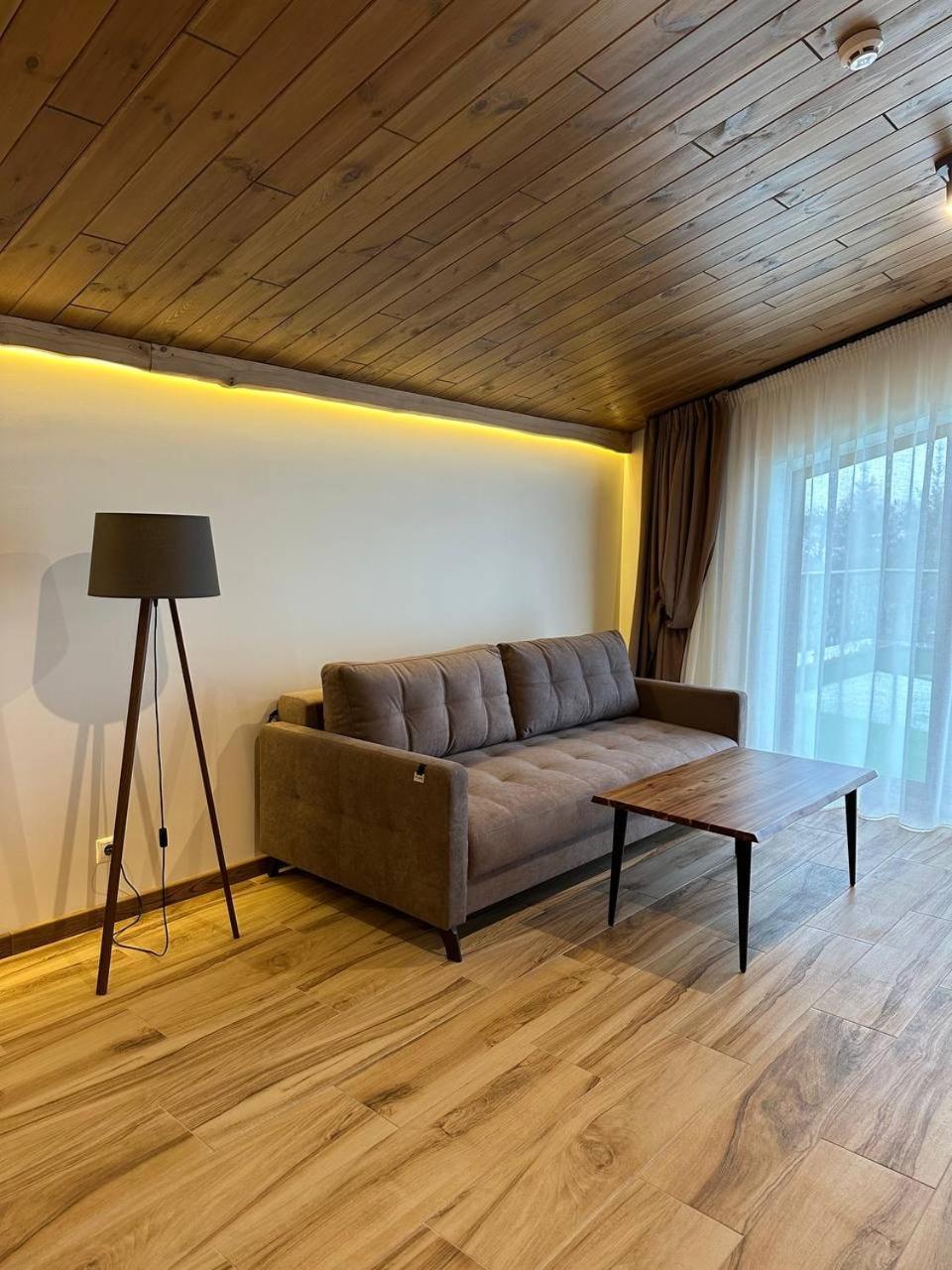 Фільварок Кмитів Hotel Velyki Kosharishcha Eksteriør billede