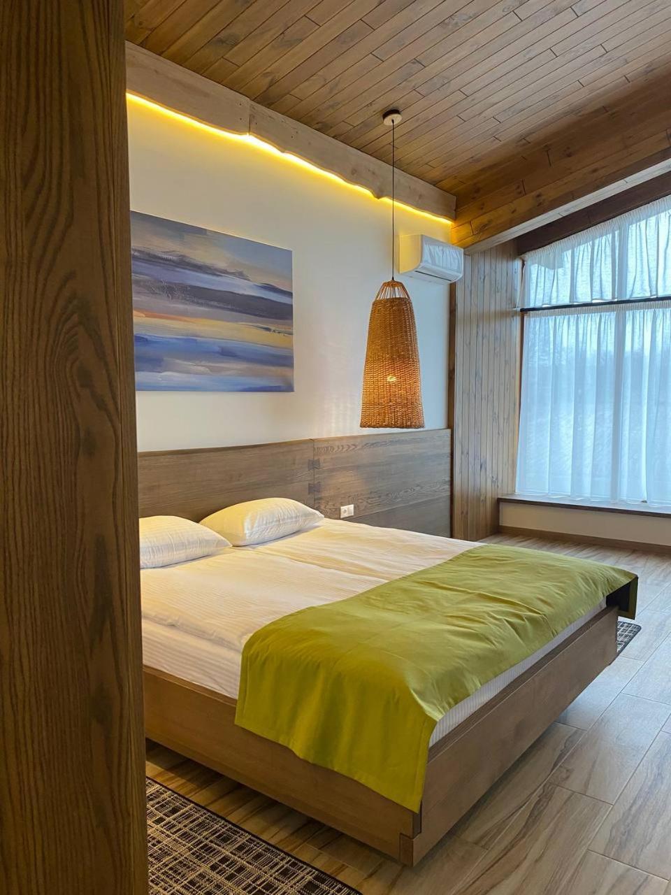 Фільварок Кмитів Hotel Velyki Kosharishcha Eksteriør billede