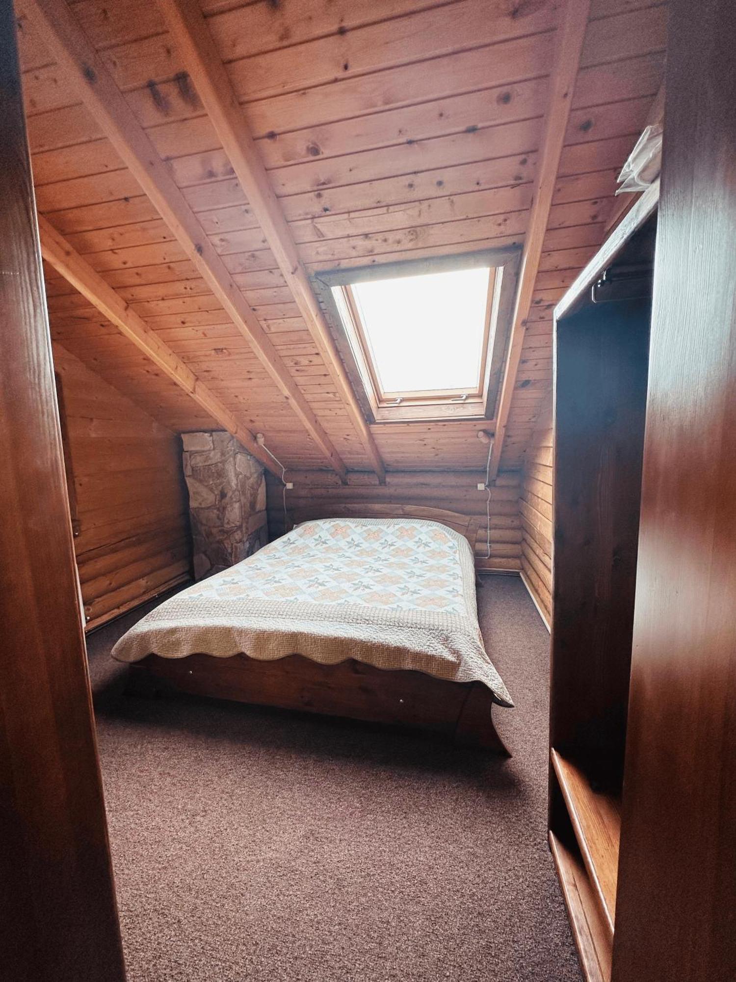 Фільварок Кмитів Hotel Velyki Kosharishcha Eksteriør billede