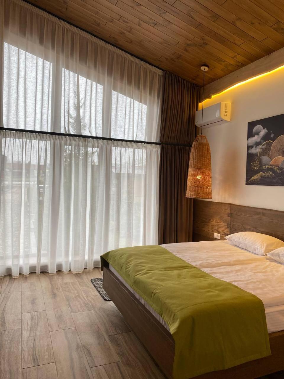 Фільварок Кмитів Hotel Velyki Kosharishcha Eksteriør billede